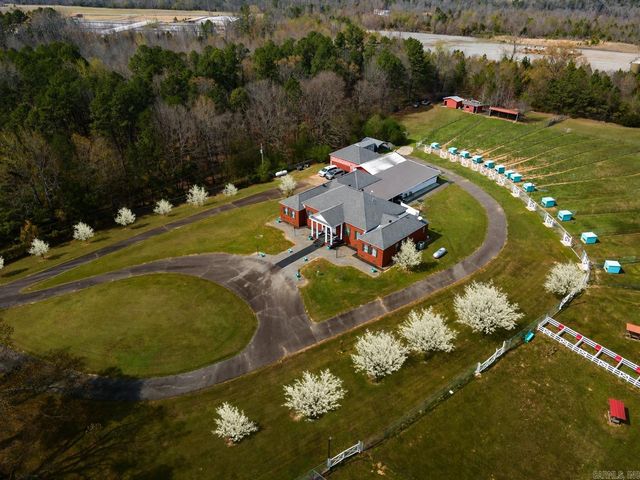 17 Ozark Drive, Greenbrier, AR 72039