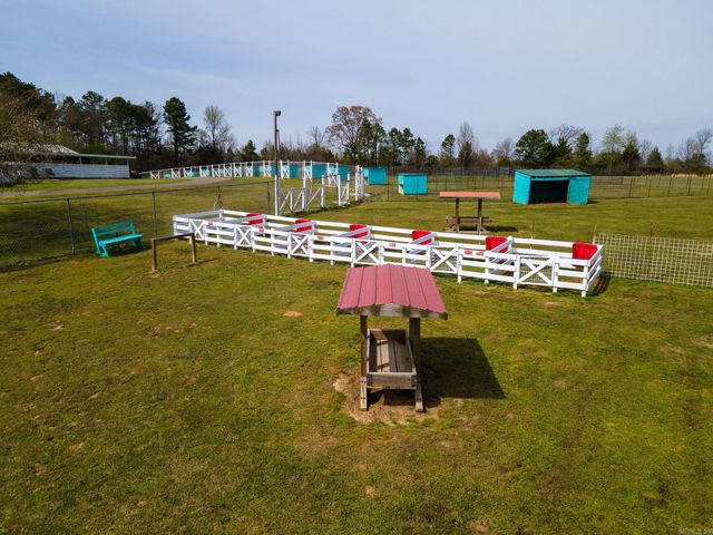 17 Ozark Drive, Greenbrier, AR 72039