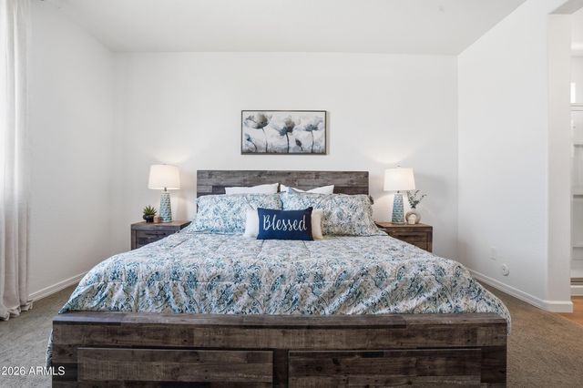 628 W WHITE SANDS Drive, San Tan Valley, AZ 85140