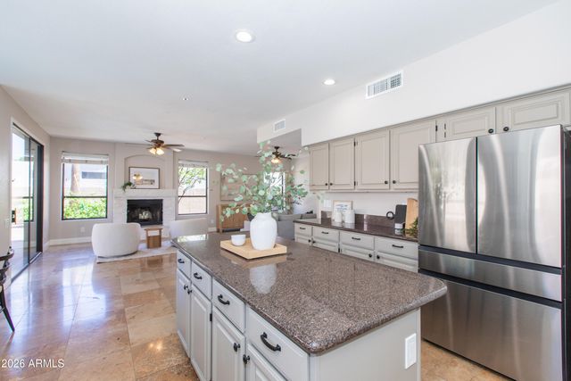 9048 E BLANCHE Drive, Scottsdale, AZ 85260