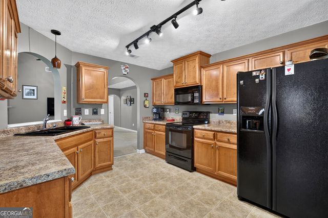 107 Bramble Way, Griffin, GA 30224