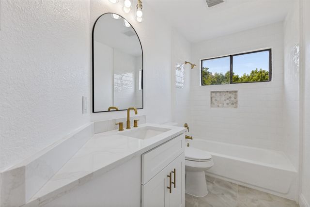 4721 Fallon Place, Dallas, TX 75227