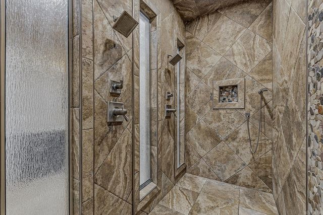 1803 Rogers Drive, Paragould, AR 72450