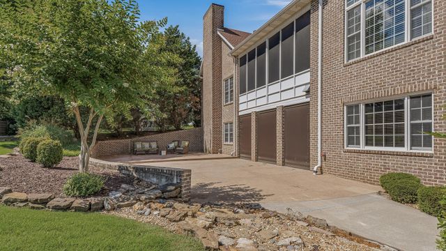 1803 Rogers Drive, Paragould, AR 72450