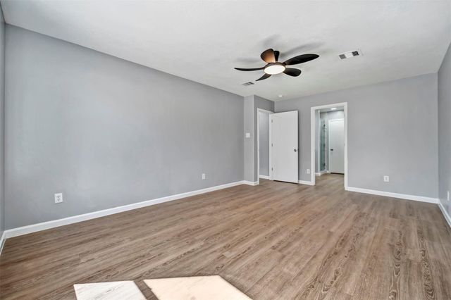 22250 Queenbury Hills Drive, Houston, TX 77073