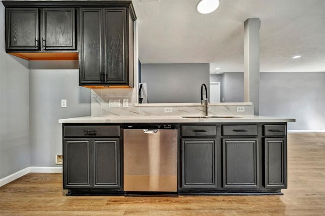 22250 Queenbury Hills Drive, Houston, TX 77073