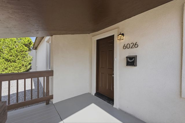 6026 Aspen Avenue NE, Albuquerque, NM 87110