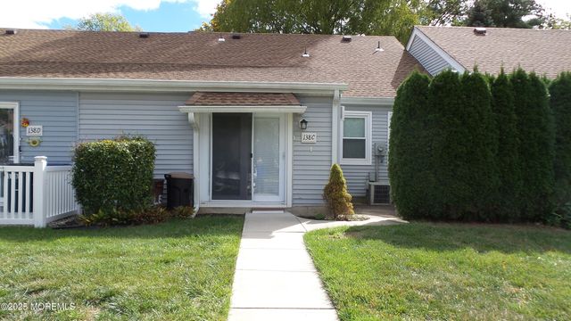 138 Wein Market C, Freehold, NJ 07728