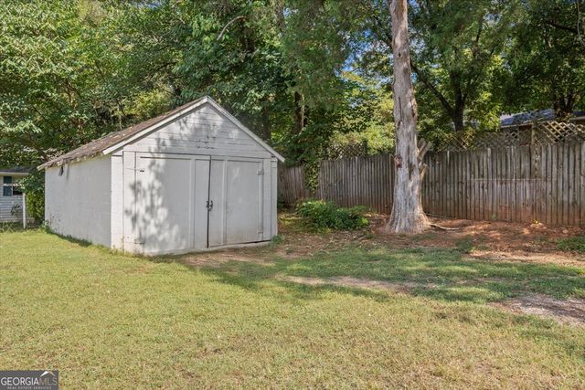 2523 Maple Road SE, Rome, GA 30161
