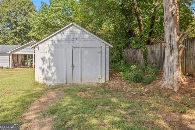 2523 Maple Road SE, Rome, GA 30161