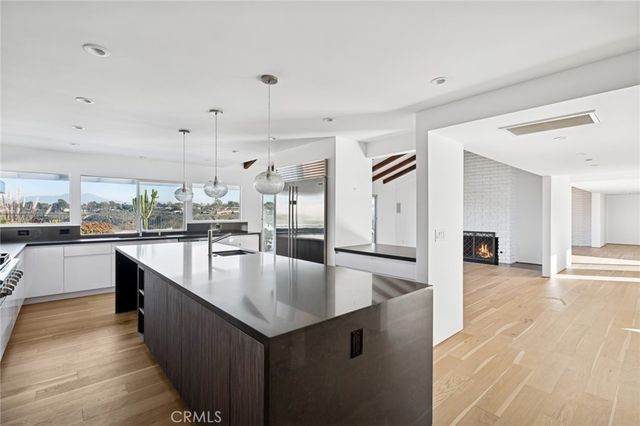1958 Galaxy, Newport Beach, CA 92660