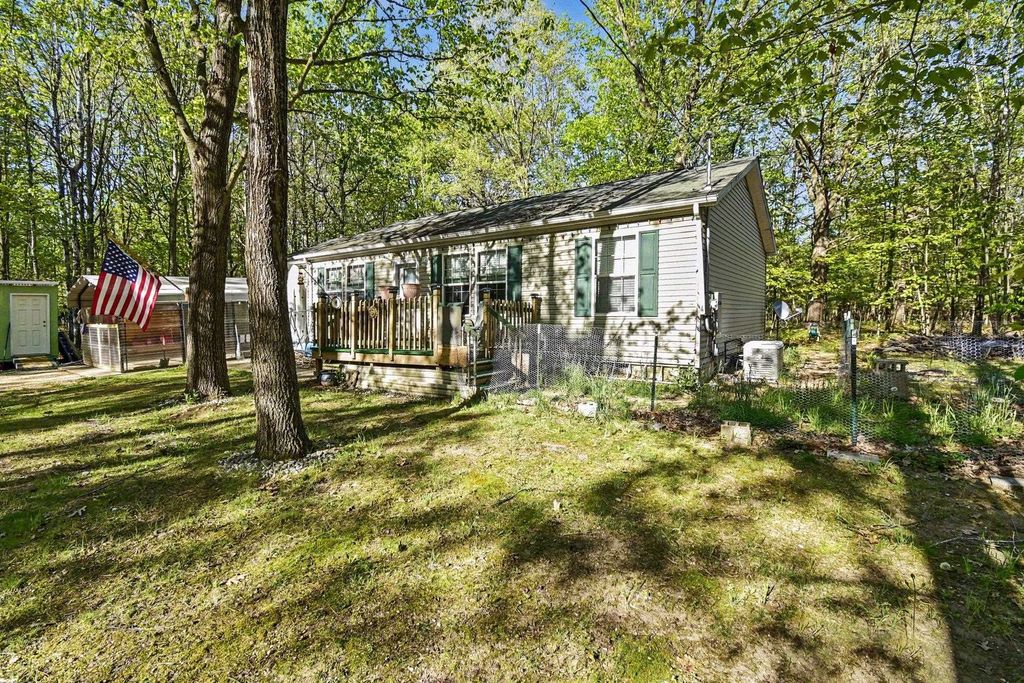2738 Lakeshore Drive, Secord Twp, MI 48624