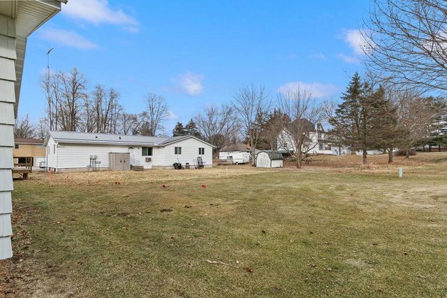 625 Cross Street, Poynette, WI 53955