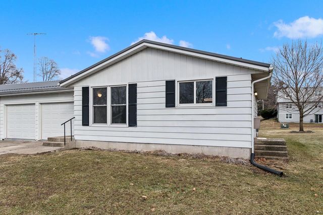 625 Cross Street, Poynette, WI 53955