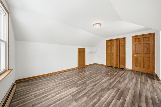 21122 S Hillside Road, Frankfort, IL 60423