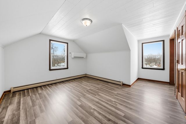 21122 S Hillside Road, Frankfort, IL 60423