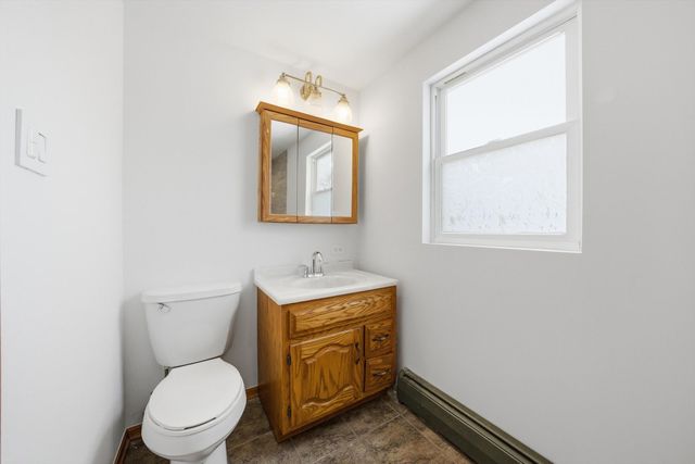 21122 S Hillside Road, Frankfort, IL 60423