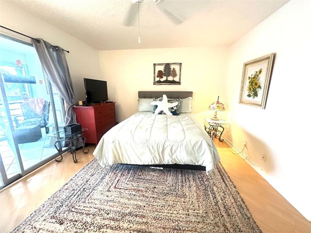 2004 Harwood C 2004, Deerfield Beach, FL 33442