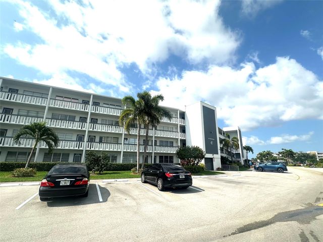 2004 Harwood C 2004, Deerfield Beach, FL 33442