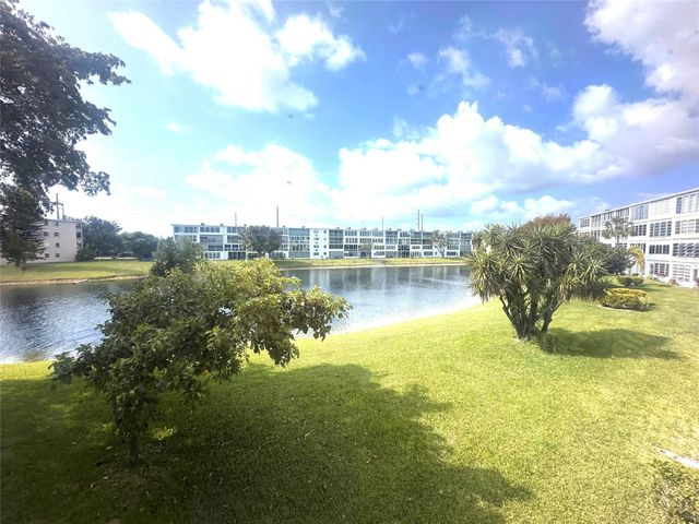 2004 Harwood C 2004, Deerfield Beach, FL 33442