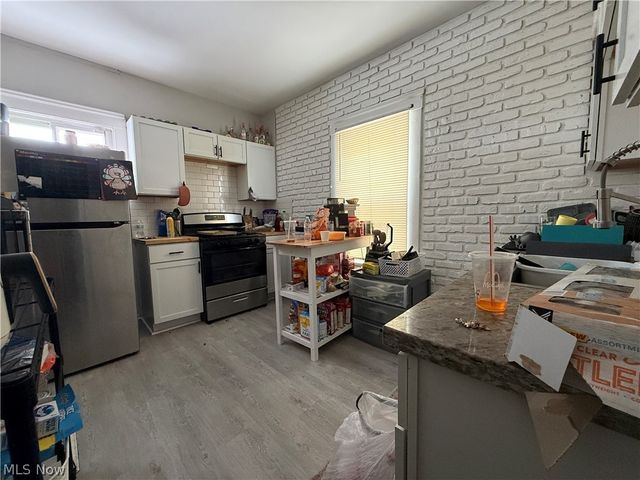 3802 Library Avenue, Cleveland, OH 44109