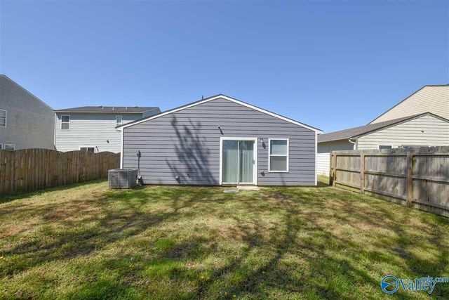 267 Bermuda Lakes Drive, Meridianville, AL 35759
