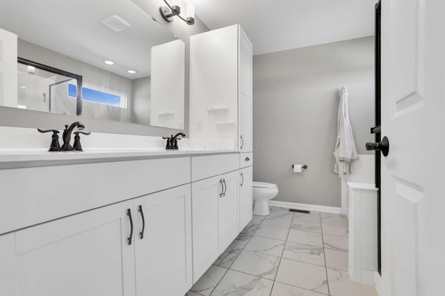 958 Thorn Hill Place, Lancaster, OH 43130