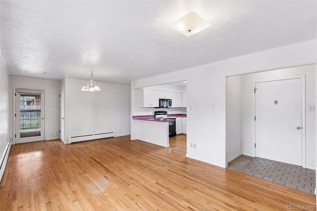 3020 S University Boulevard, Denver, CO 80210