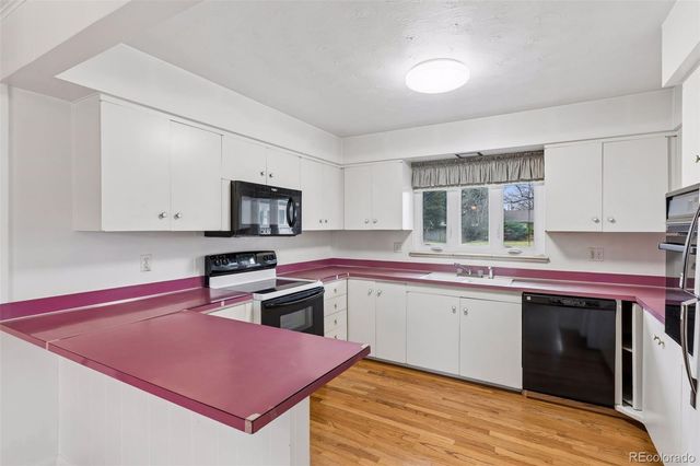 3020 S University Boulevard, Denver, CO 80210