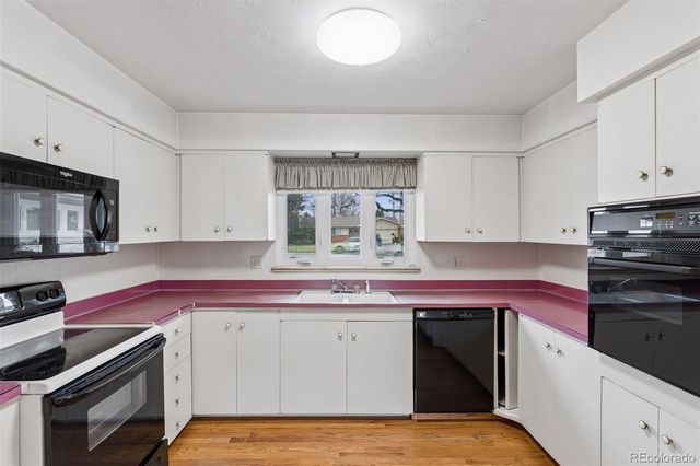 3020 S University Boulevard, Denver, CO 80210