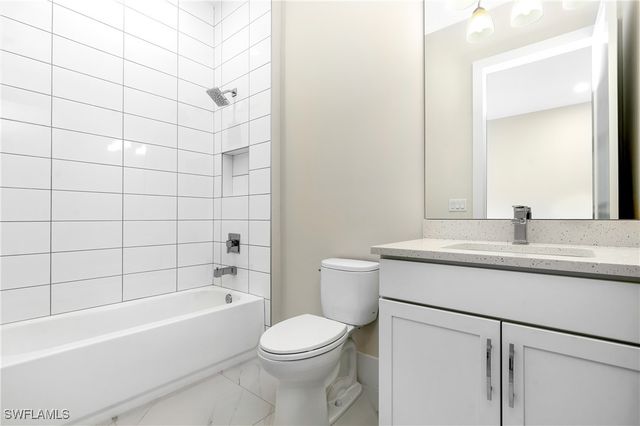 9653 Moonflower LN, Other, FL 34114