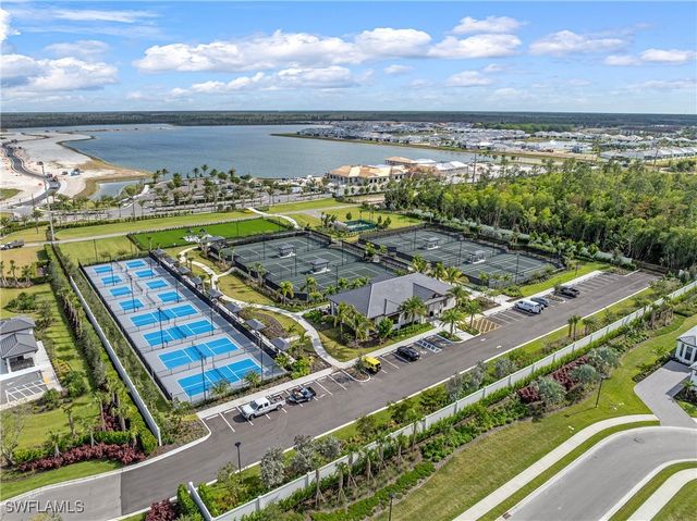 9653 Moonflower LN, Other, FL 34114