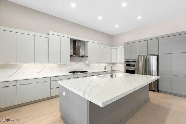 9653 Moonflower LN, Other, FL 34114