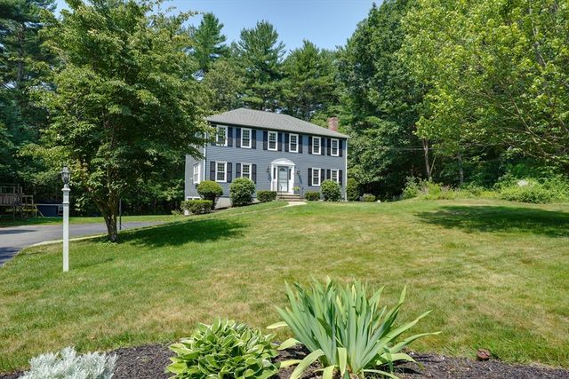 7 Chickadee Drive, Norfolk, MA 02056