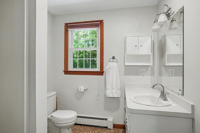 7 Chickadee Drive, Norfolk, MA 02056