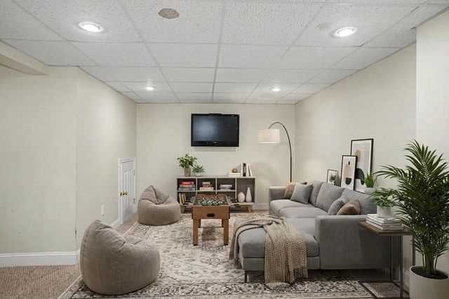 7 Chickadee Drive, Norfolk, MA 02056