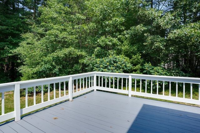 7 Chickadee Drive, Norfolk, MA 02056