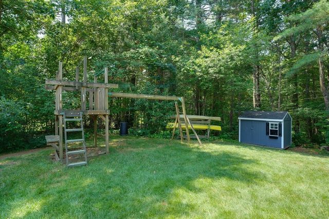 7 Chickadee Drive, Norfolk, MA 02056