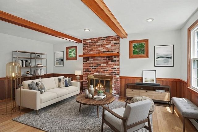 7 Chickadee Drive, Norfolk, MA 02056