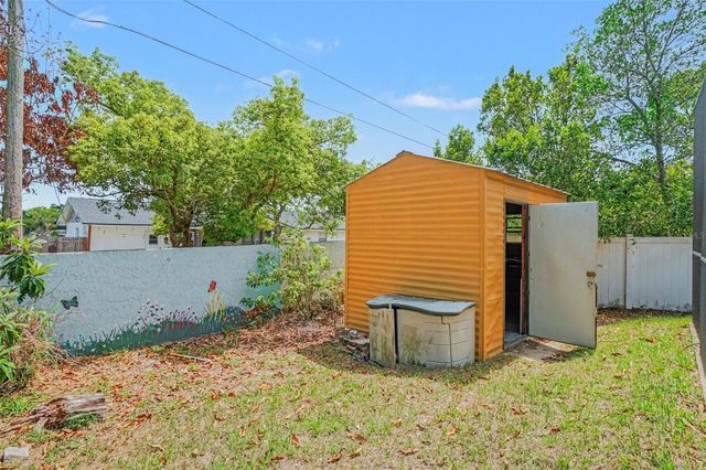 808 CHAMBERLAIN LOOP, Lake Wales, FL 33853