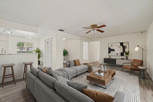 808 CHAMBERLAIN LOOP, Lake Wales, FL 33853