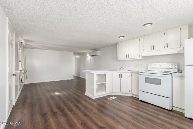 2605 W VAN BUREN Street 62, Phoenix, AZ 85009