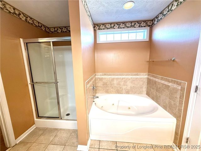 2512 Camp Lejeune Court, Hope Mills, NC 28348