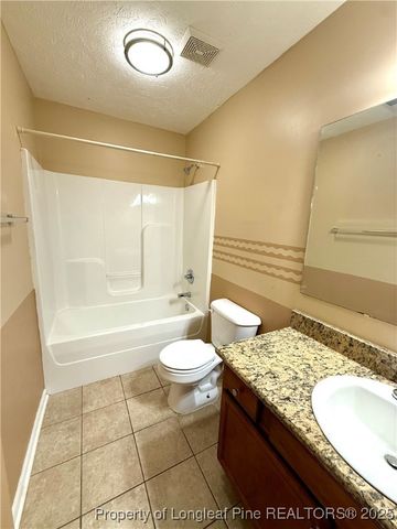 2512 Camp Lejeune Court, Hope Mills, NC 28348