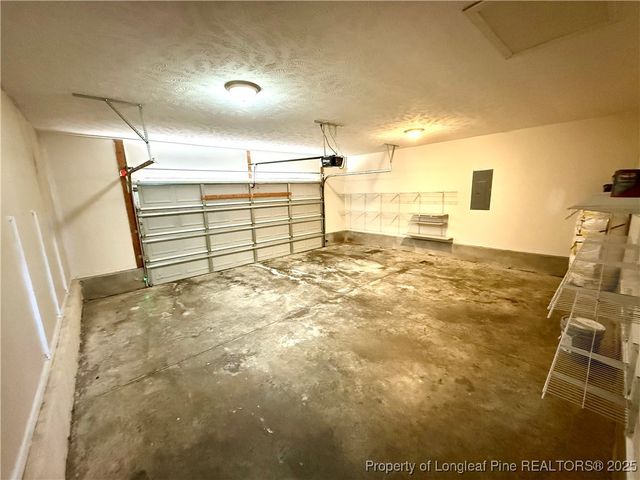 2512 Camp Lejeune Court, Hope Mills, NC 28348