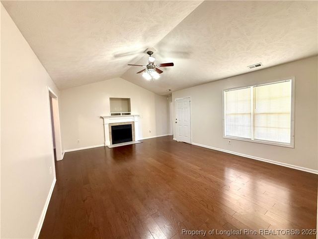 2512 Camp Lejeune Court, Hope Mills, NC 28348