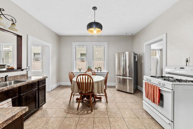 1227 S 10th STREET, Milwaukee, WI 53204