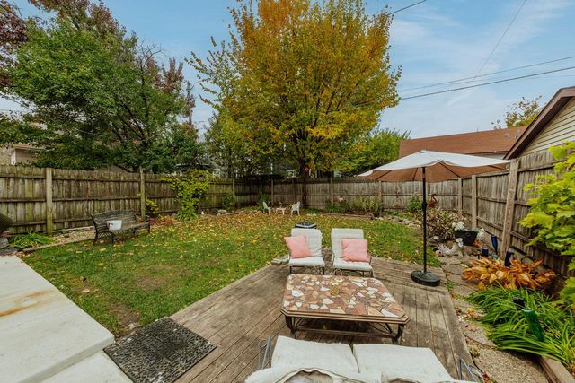 1227 S 10th STREET, Milwaukee, WI 53204