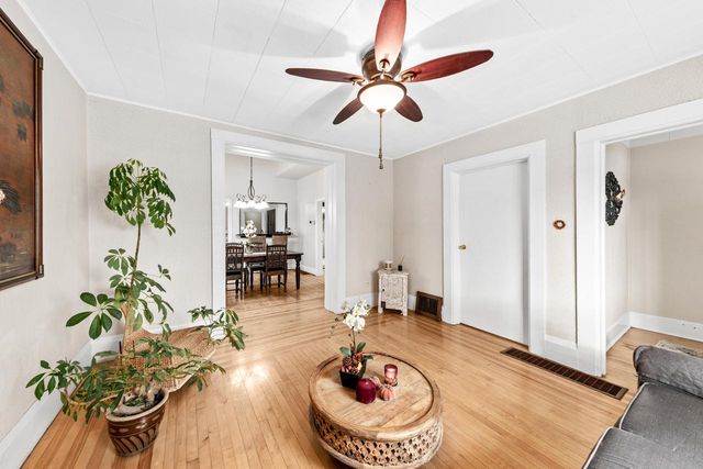 1227 S 10th STREET, Milwaukee, WI 53204