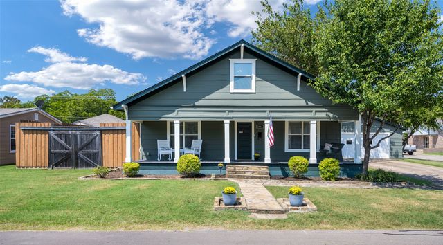 1013 Sherman Street, Mckinney, TX 75069